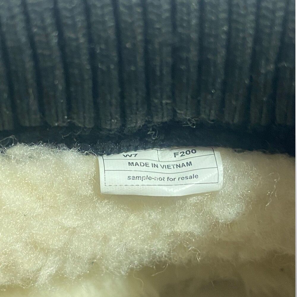 UGG ADIROAM Ankle Waterproof Winter Snow Boots Women's Size 7 Wool Lined Sample* - Picture 9 of 10